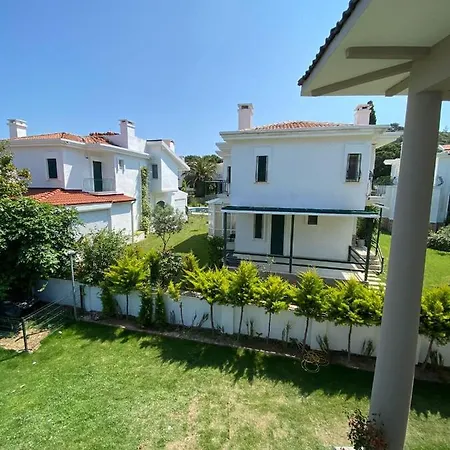 Flora Boheme Butik Çeşme