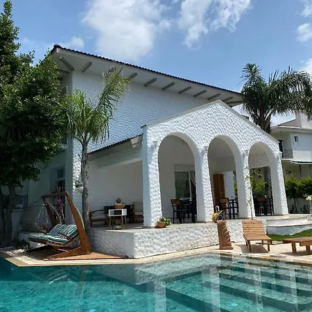 Flora Boheme Butik Hotel Çeşme