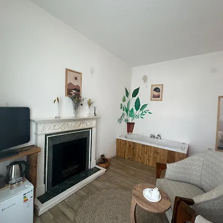 Flora Boheme Butik Hotel