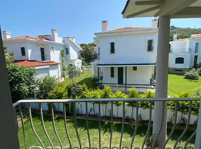 Flora Boheme Butik 5*