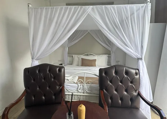 酒店 Flora Boheme Butik Çeşme