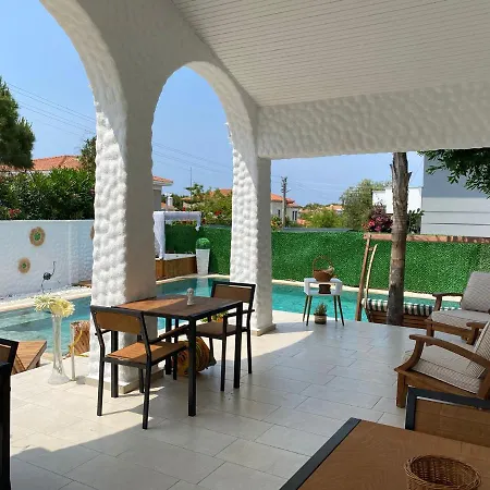 Flora Boheme Butik Hotel